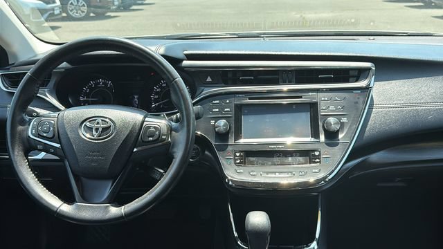 Used 2016 Toyota Avalon XLE FWD image 24