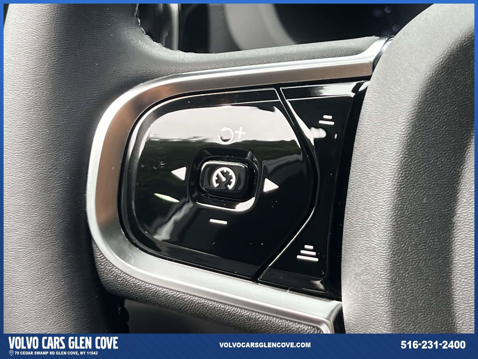 Used 2024 Volvo XC60 T8 Ultimate w/ Protection Package Premier AWD/4WD image 22