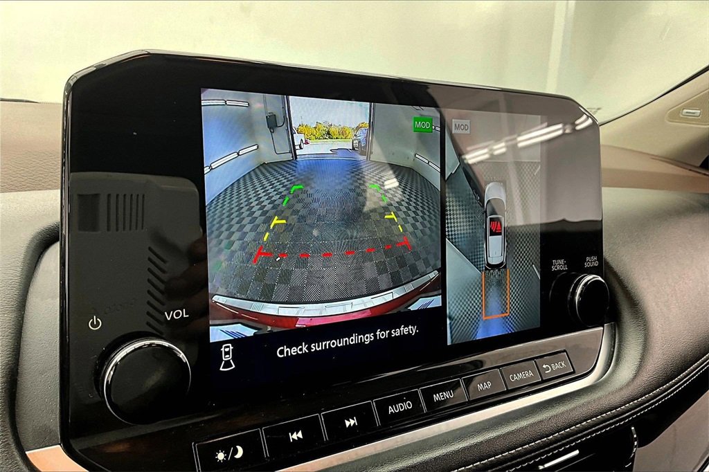 Used 2022 Nissan Rogue SL w/ SL Premium Package image 21