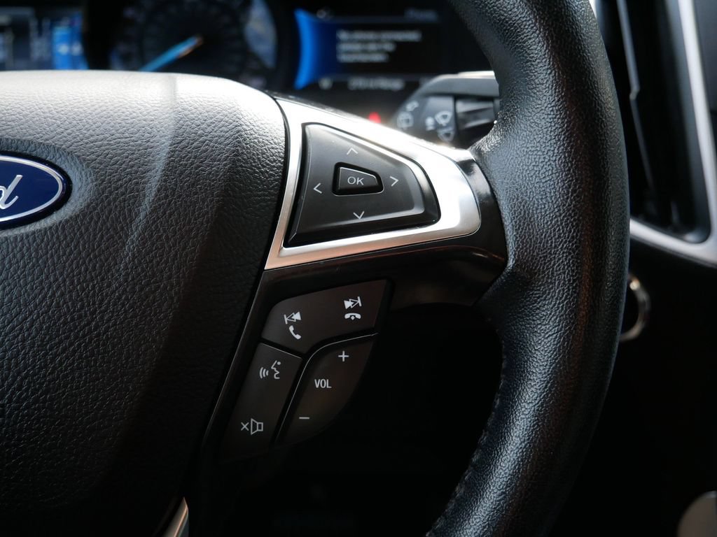 Certified 2024 Ford Edge SEL AWD/4WD image 18
