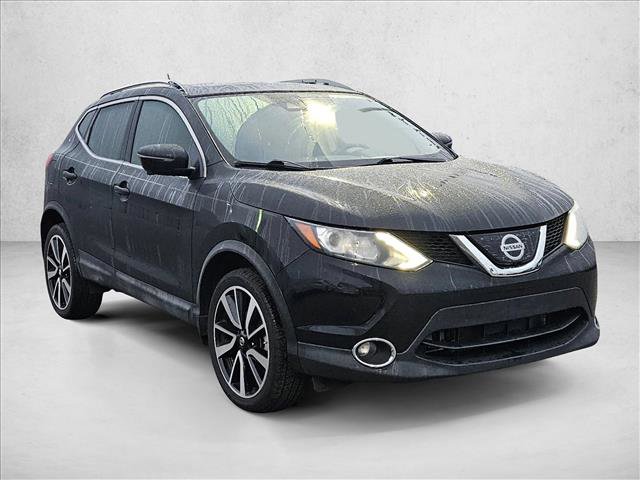 Used 2019 Nissan Rogue Sport SL w/ Premium Package image 2