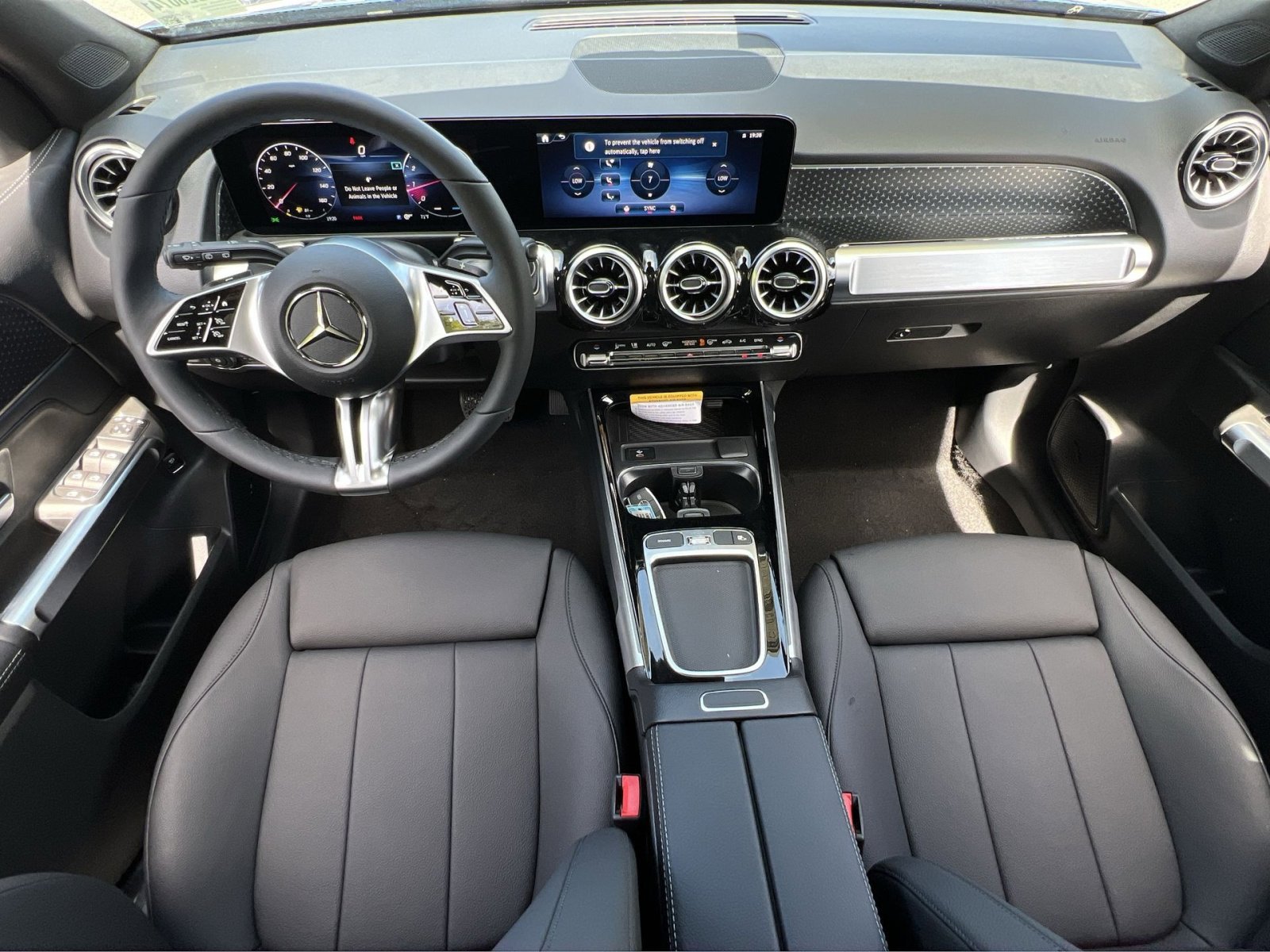 New 2026 Mercedes-Benz GLB 250 4MATIC image 27