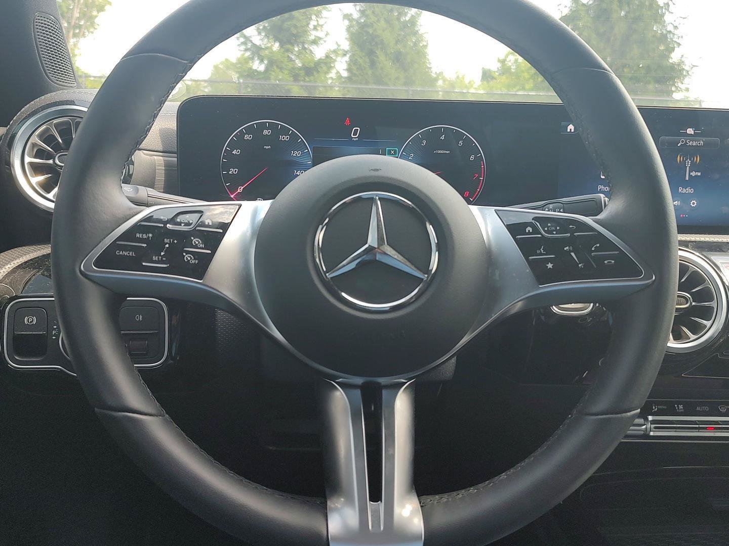 Used 2025 Mercedes-Benz CLA 250 4MATIC image 18