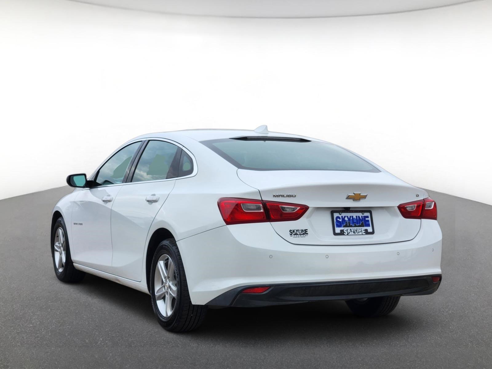 Used 2024 Chevrolet Malibu LT FWD image 4