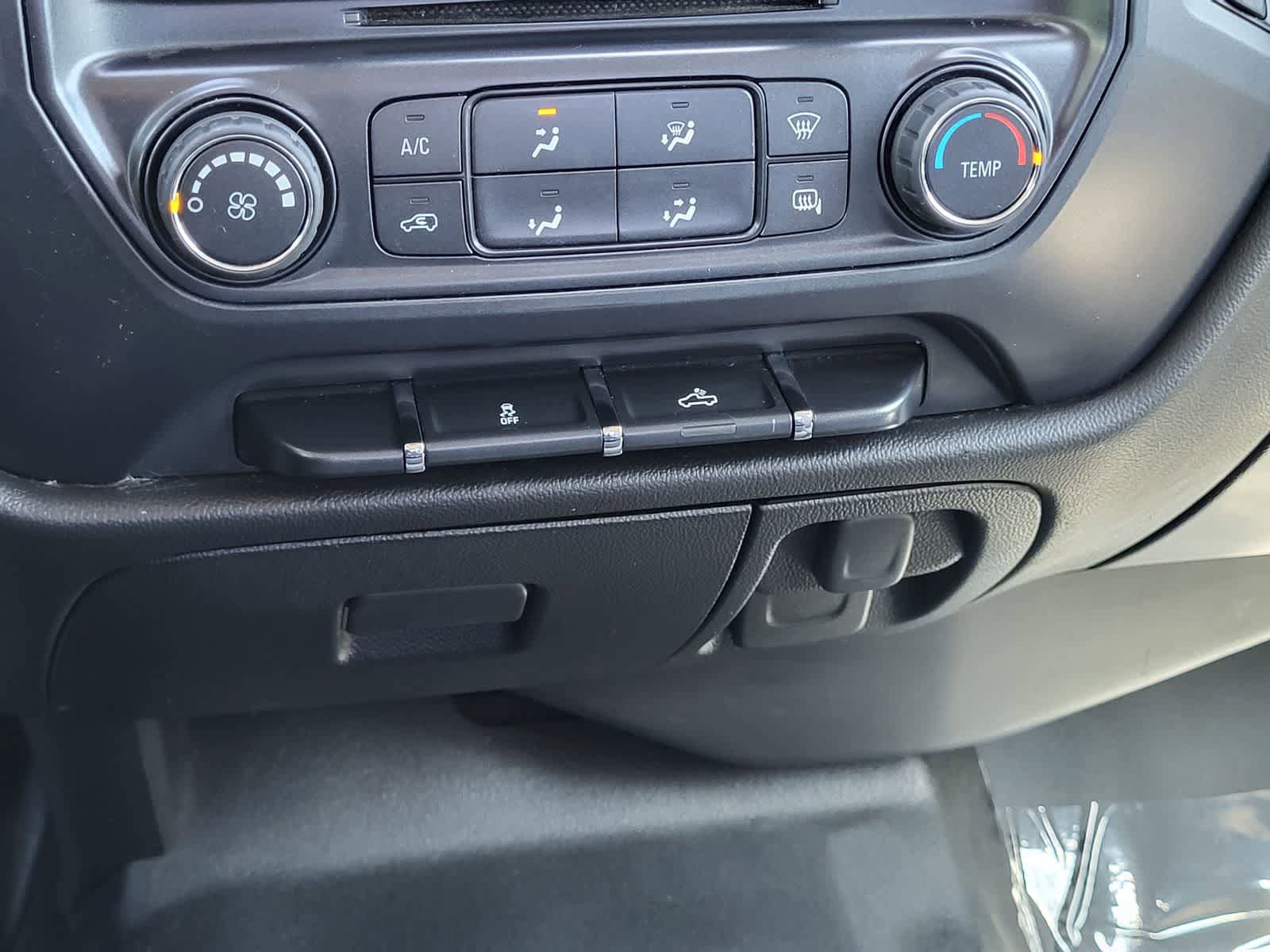 Used 2014 GMC Sierra 1500 2WD Double Cab w/ Sierra Convenience Package image 18