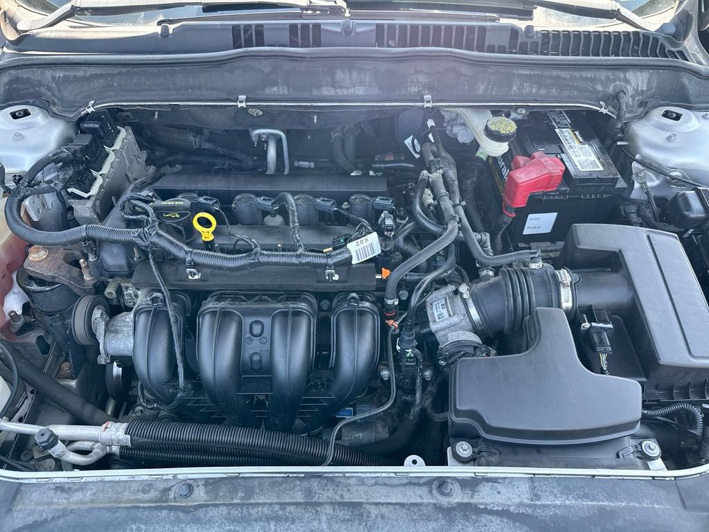 Used 2014 Ford Fusion SE FWD image 23