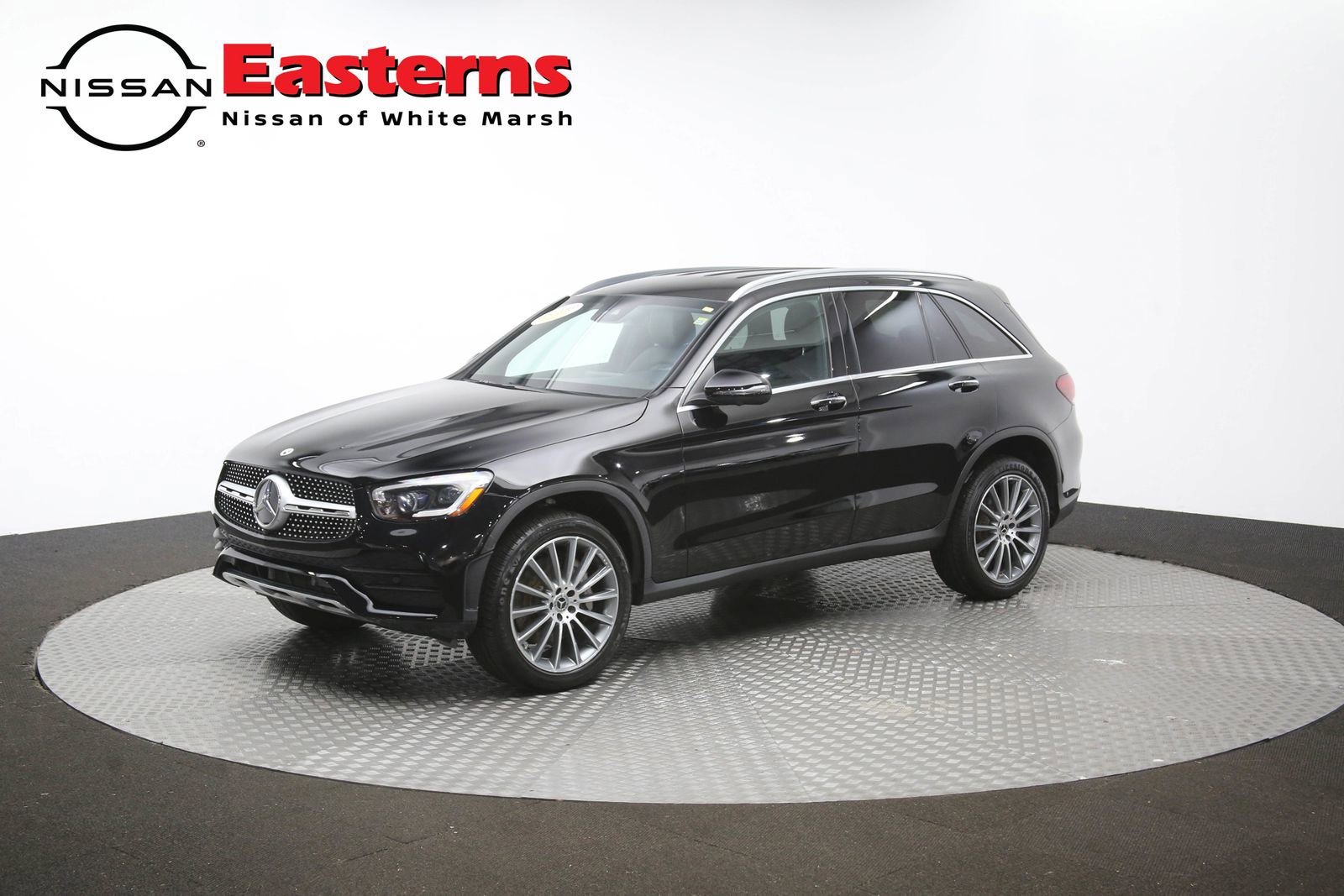 Used 2022 Mercedes-Benz GLC 300 4MATIC w/ AMG Line image 58