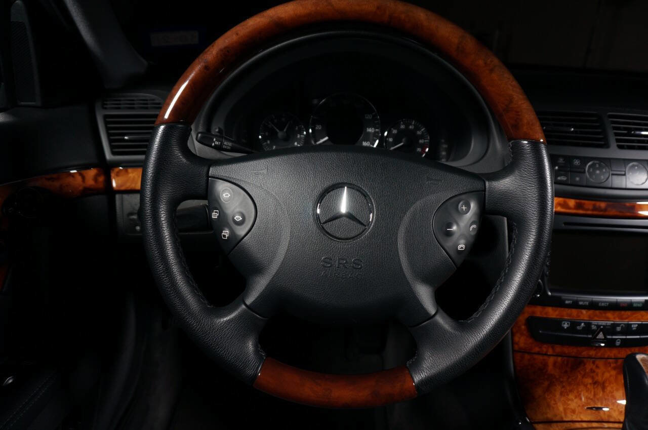 Used 2006 Mercedes-Benz E 350 Sedan image 26