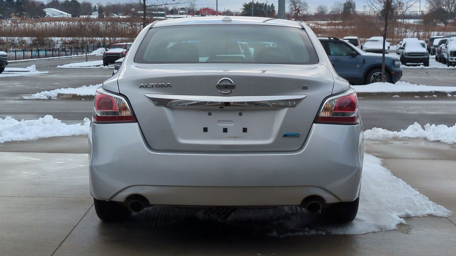 Used 2014 Nissan Altima 2.5 S w/ Display Audio Package image 4