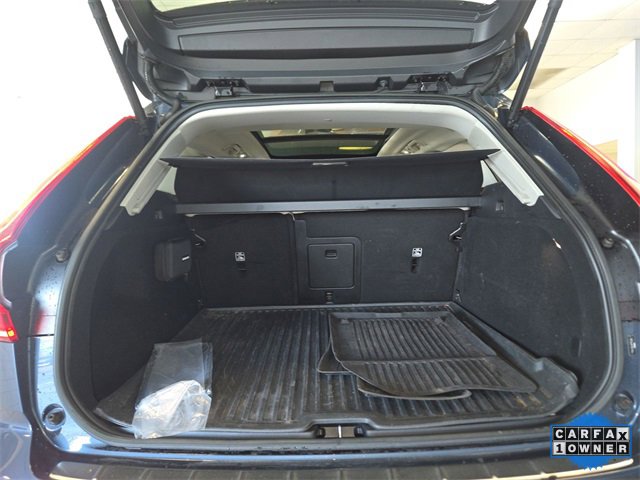 Used 2023 Volvo XC60 B5 Plus w/ Protection Package Premier image 22