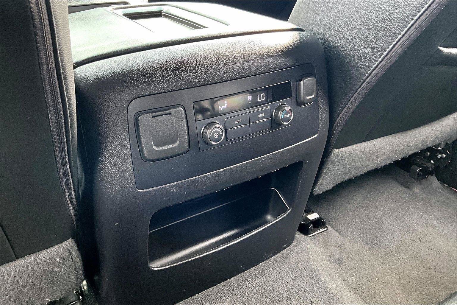 Used 2020 Chevrolet Tahoe LT AWD/4WD image 11