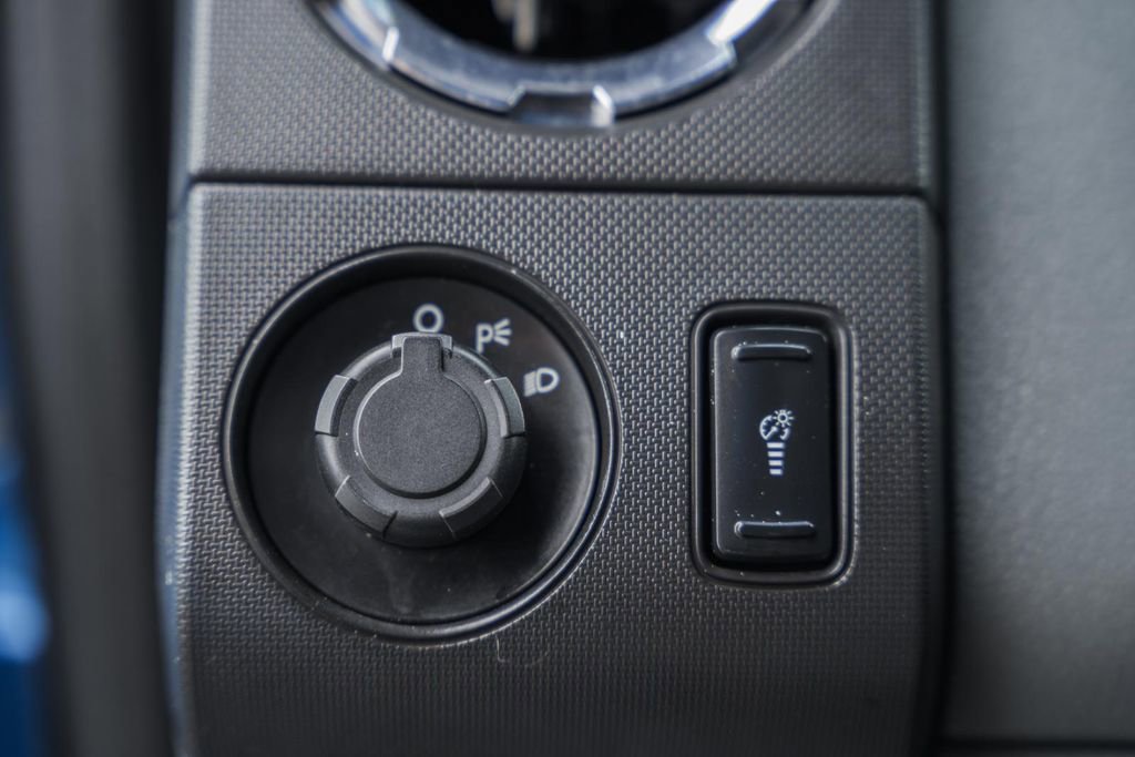 Used 2012 Ford F550 2WD Regular Cab Super Duty w/ Payload Upgrade Pkg image 39