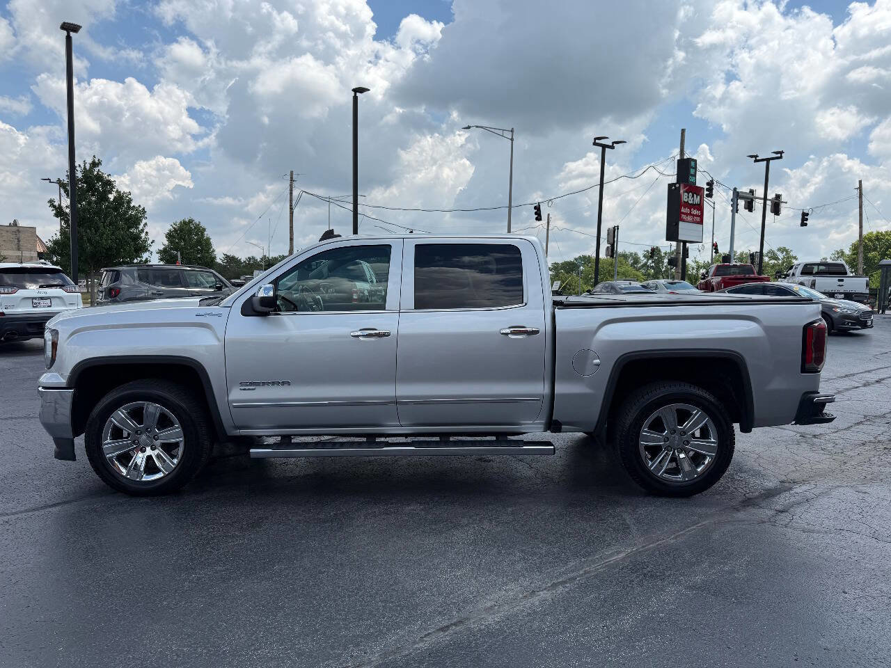 Used 2018 GMC Sierra 1500 SLT image 4