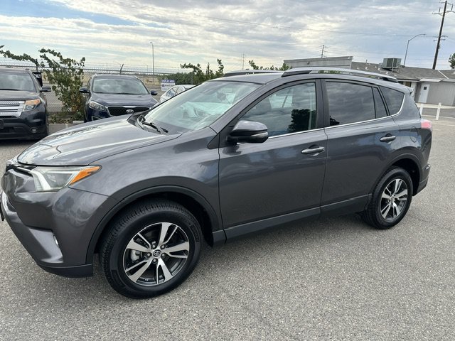 Used 2017 Toyota RAV4 XLE w/ Plus Extra Value Package AWD/4WD image 2