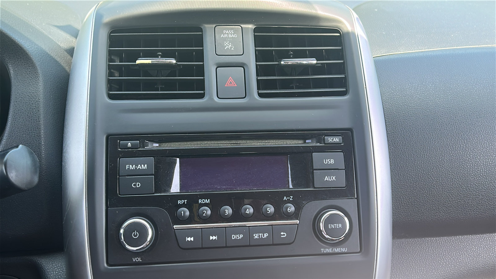 Used 2017 Nissan Versa SV FWD image 18