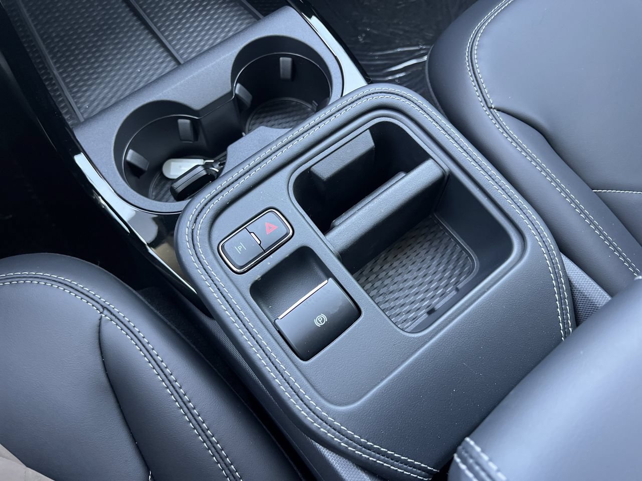 New 2026 Ford Mustang Mach-E Select w/ Comfort Package Lite RWD image 7