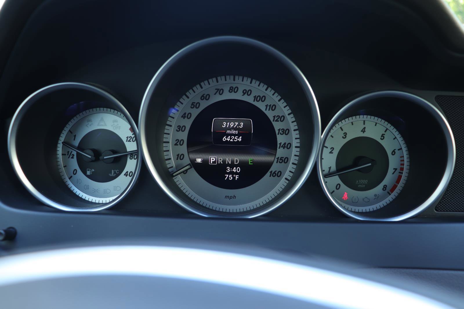 Used 2013 Mercedes-Benz C 250 Luxury image 25