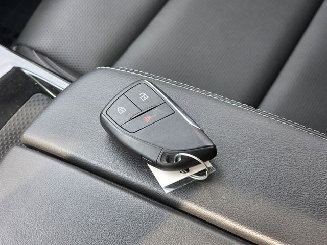 Used 2024 Buick Envision Preferred AWD/4WD image 39