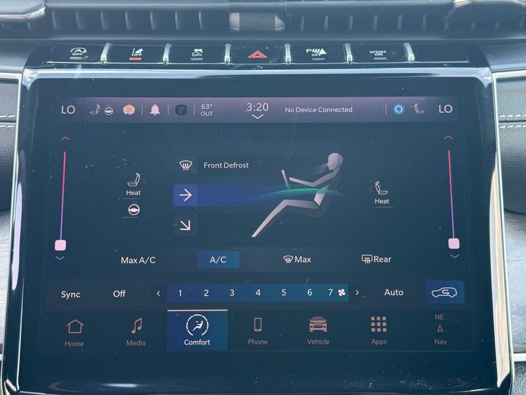 Certified 2024 Jeep Grand Cherokee Limited image 34