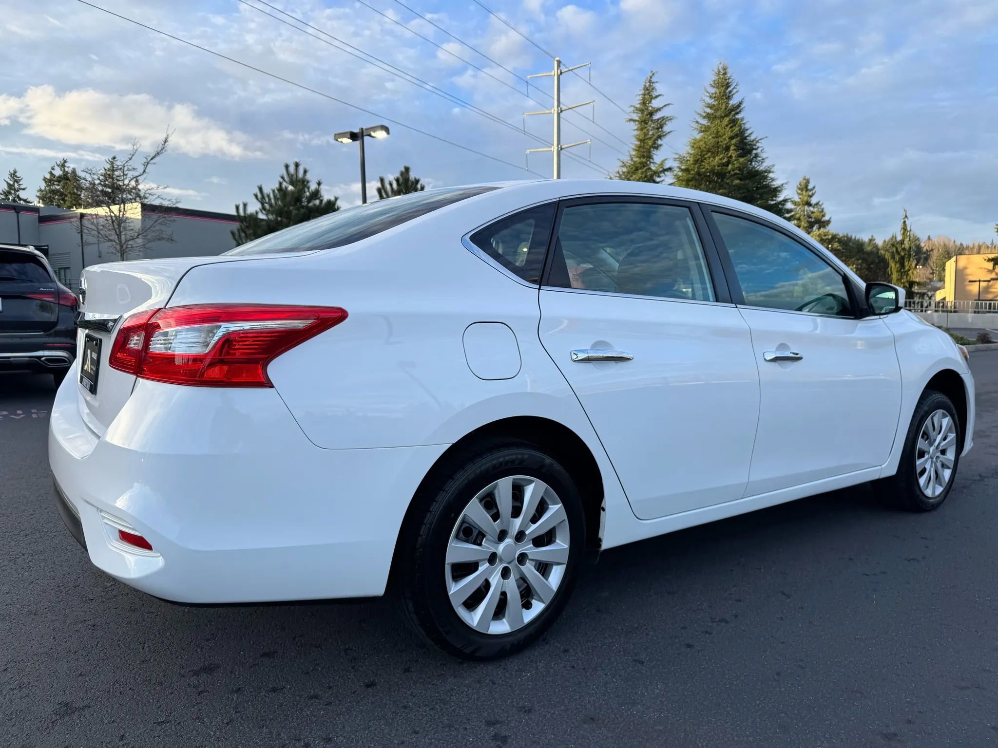 Used 2019 Nissan Sentra S image 11