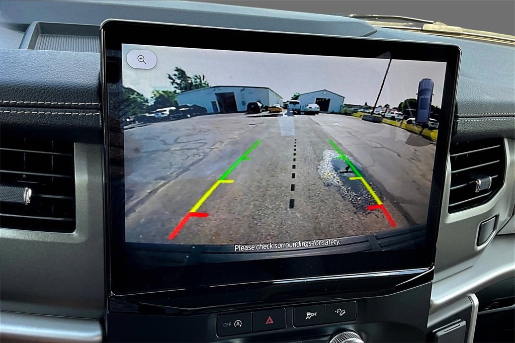 Used 2024 Ford Expedition XLT image 20