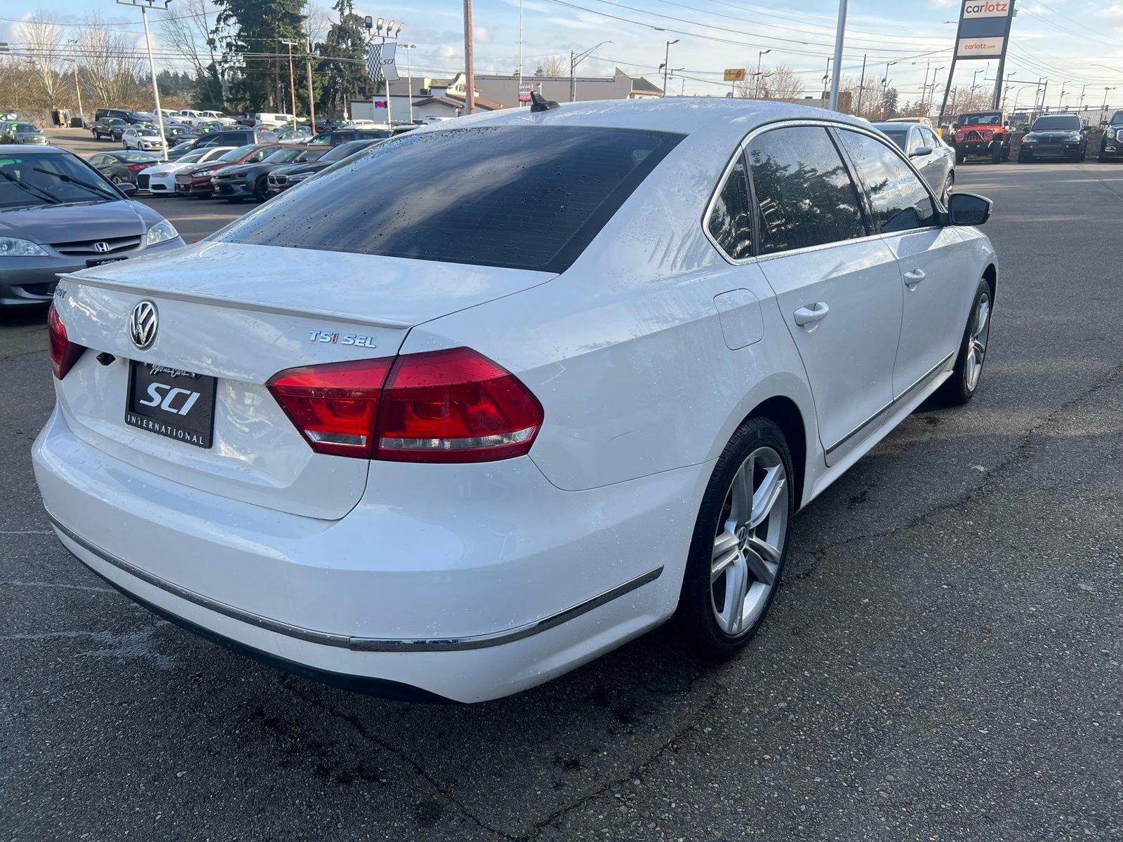 Used 2014 Volkswagen Passat 1.8T SEL Premium image 5