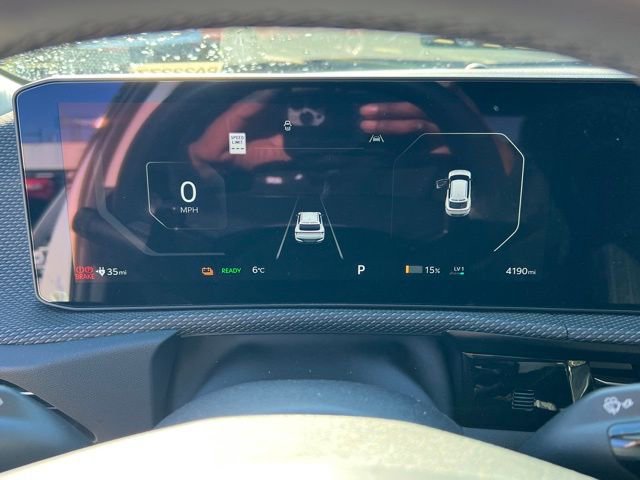 Certified 2025 Kia EV6 Wind image 16