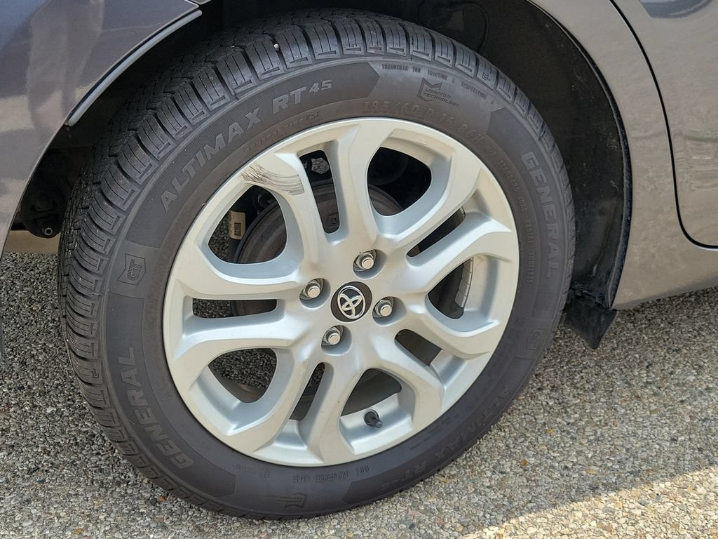 Used 2018 Toyota Yaris iA FWD image 6