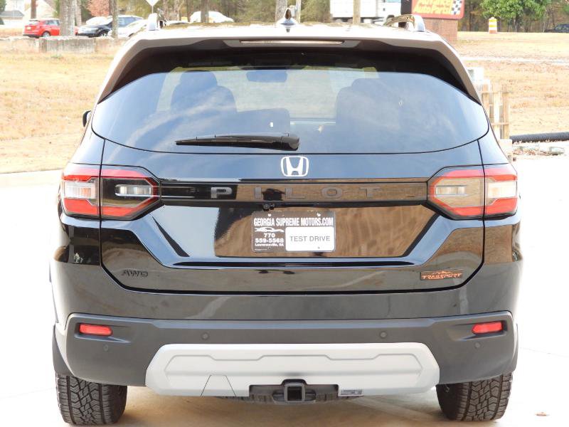Used 2025 Honda Pilot TrailSport image 23