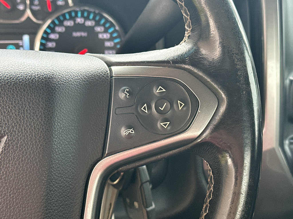 Used 2018 Chevrolet Silverado 2500 LT AWD/4WD image 9