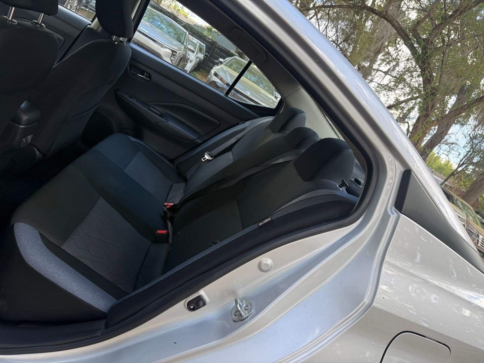 Used 2025 Nissan Versa SV FWD image 21