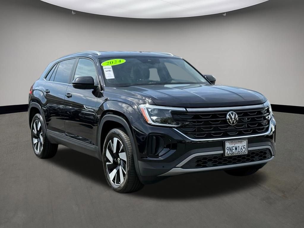 Used 2024 Volkswagen Atlas Cross Sport SE FWD image 1