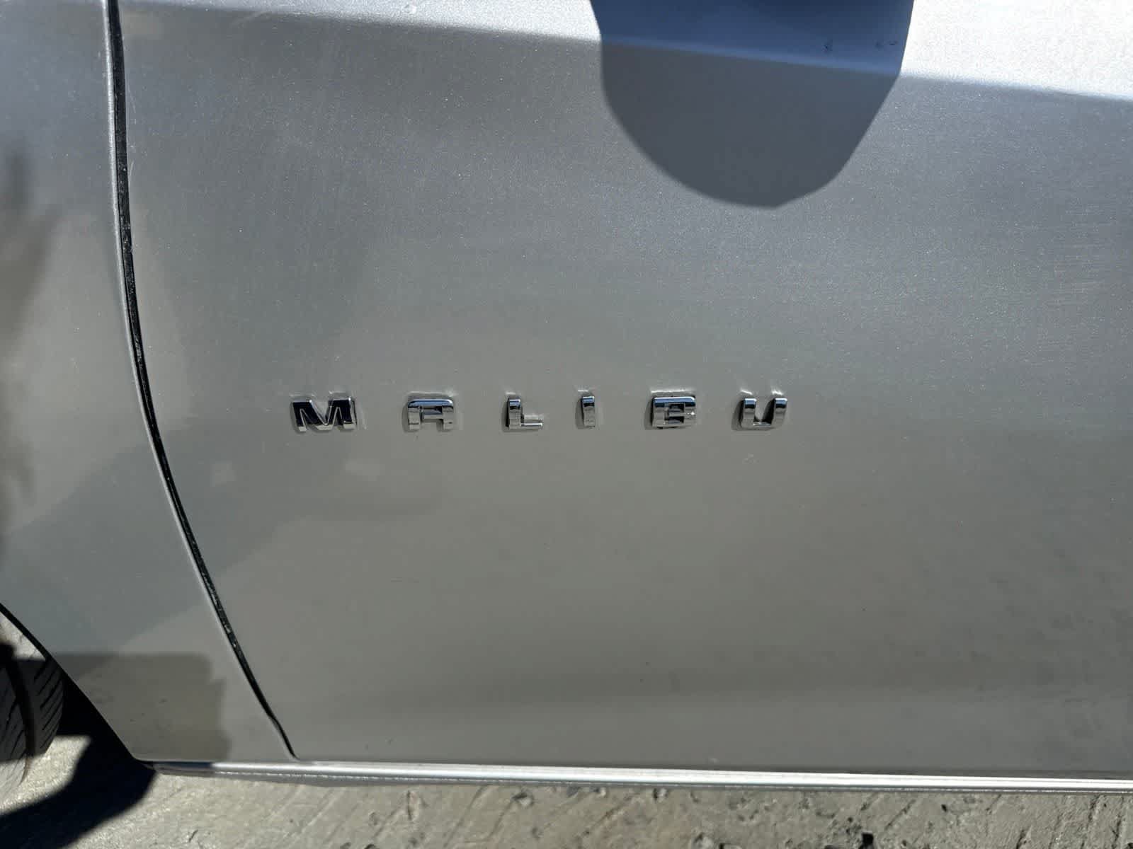Used 2022 Chevrolet Malibu LT FWD image 10