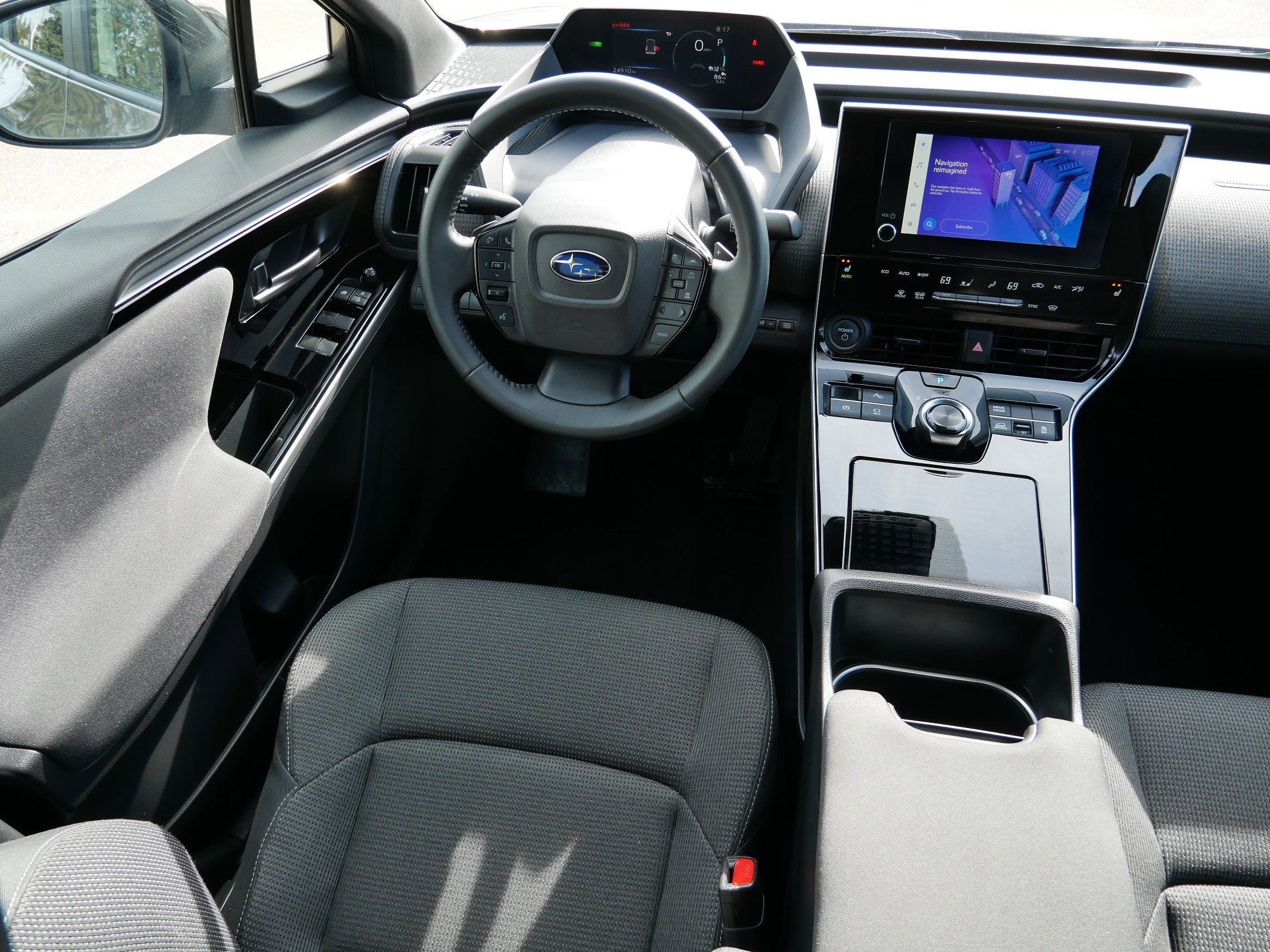 Used 2023 Subaru Solterra AWD image 9