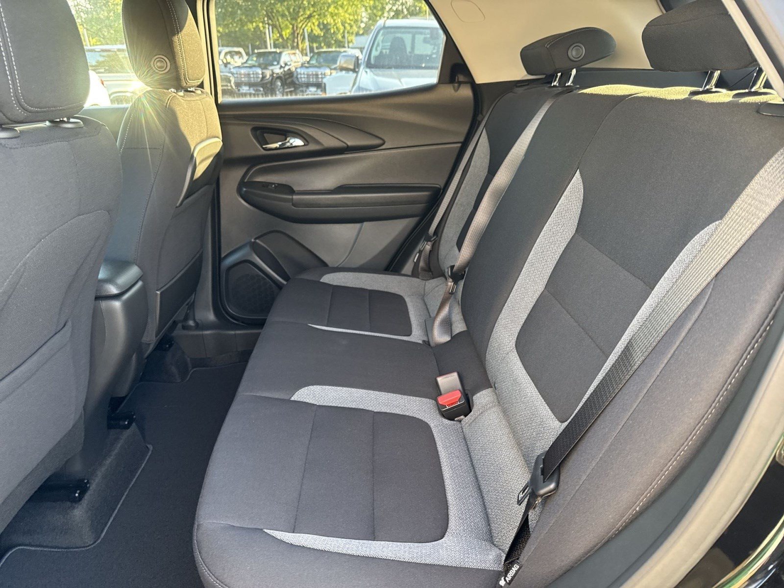 New 2026 Chevrolet TrailBlazer LT w/ Midnight Edition FWD image 19