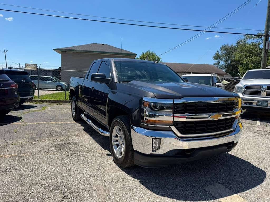 Used 2016 Chevrolet Silverado 1500 LT w/ All Star Edition AWD/4WD image 3