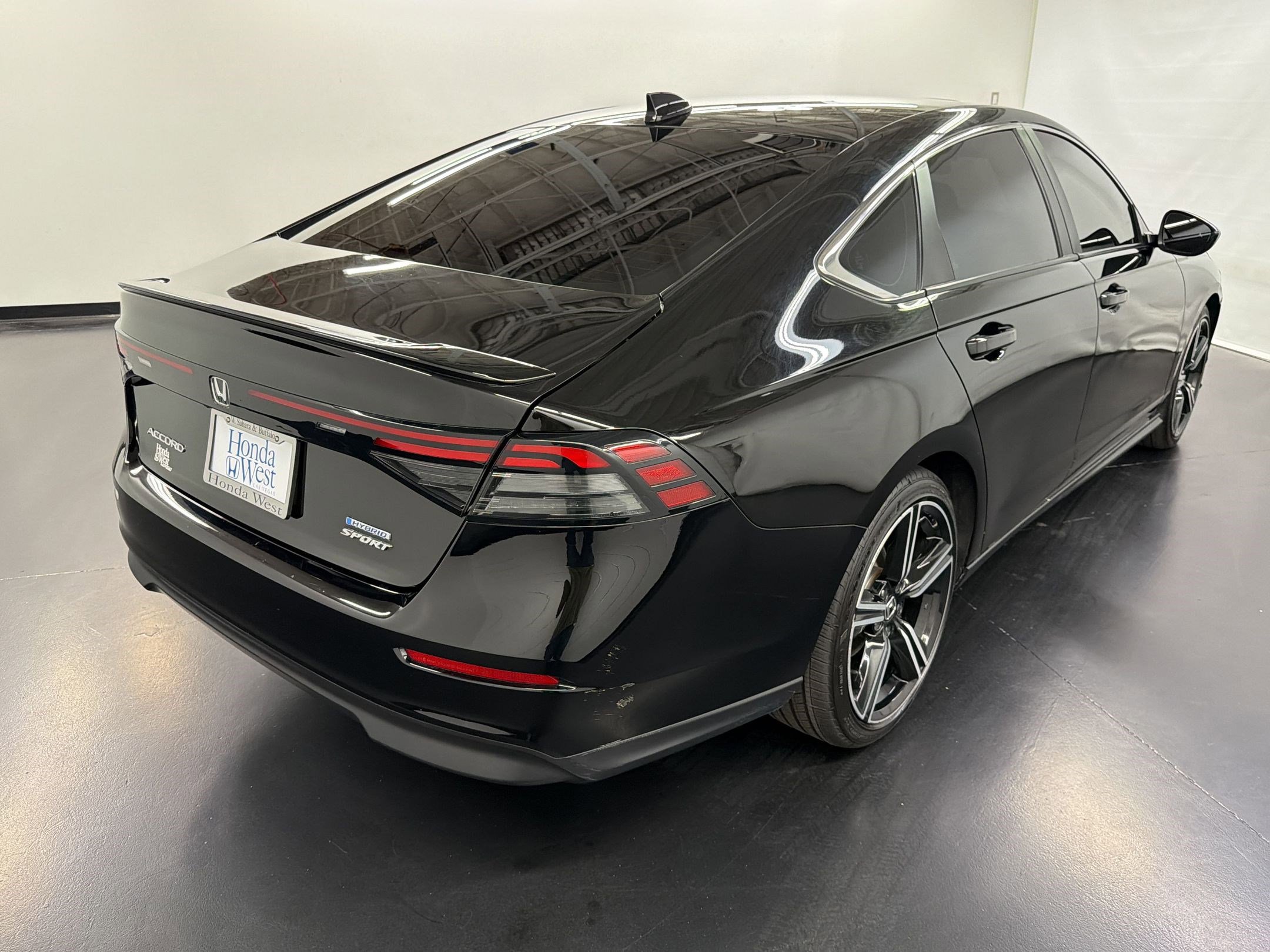 Certified 2024 Honda Accord Sport image 9