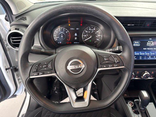 Used 2023 Nissan Kicks SV w/ Interior Electronics Package FWD image 23