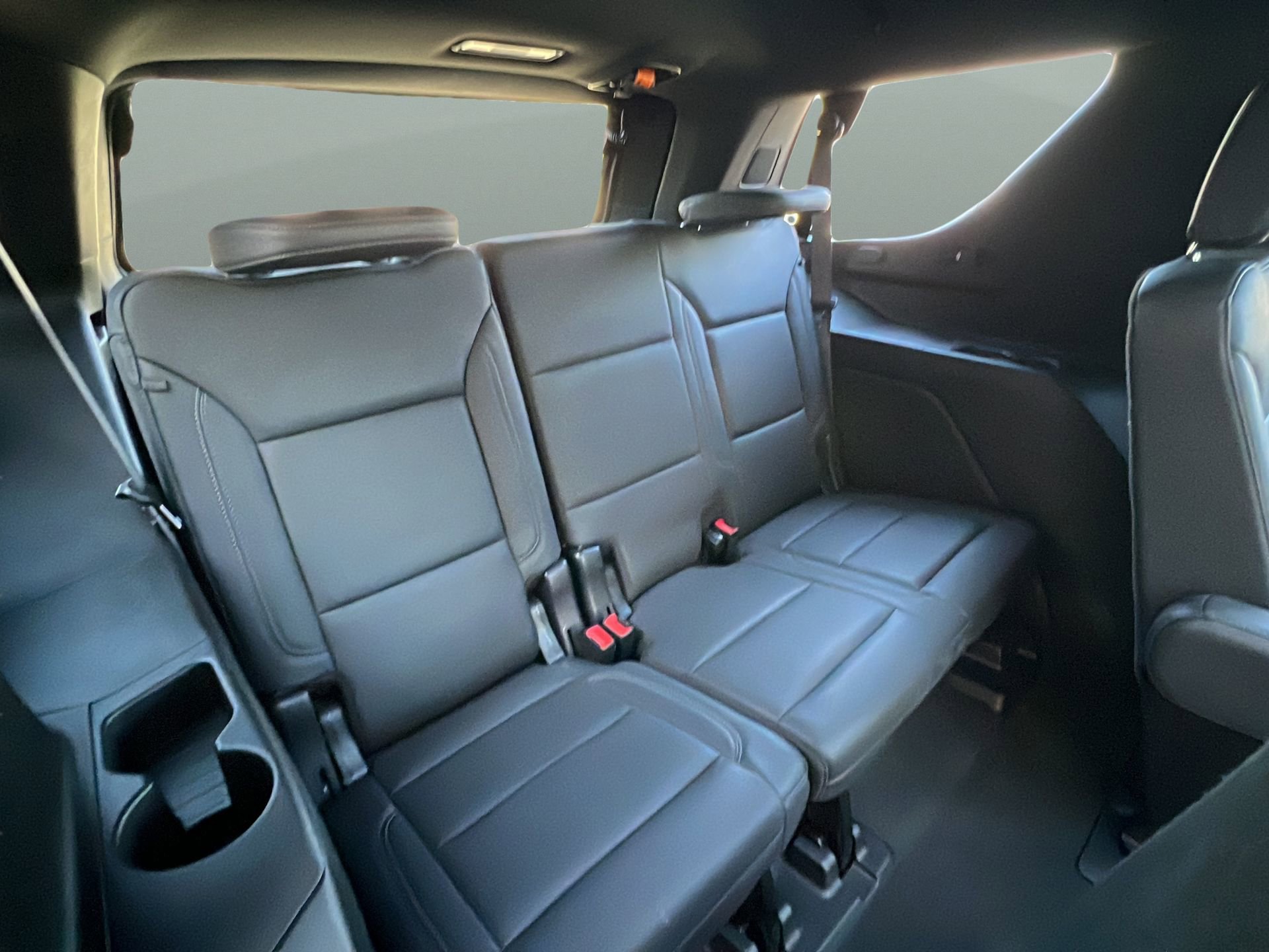 Used 2023 Chevrolet Tahoe Z71 w/ Luxury Package image 30