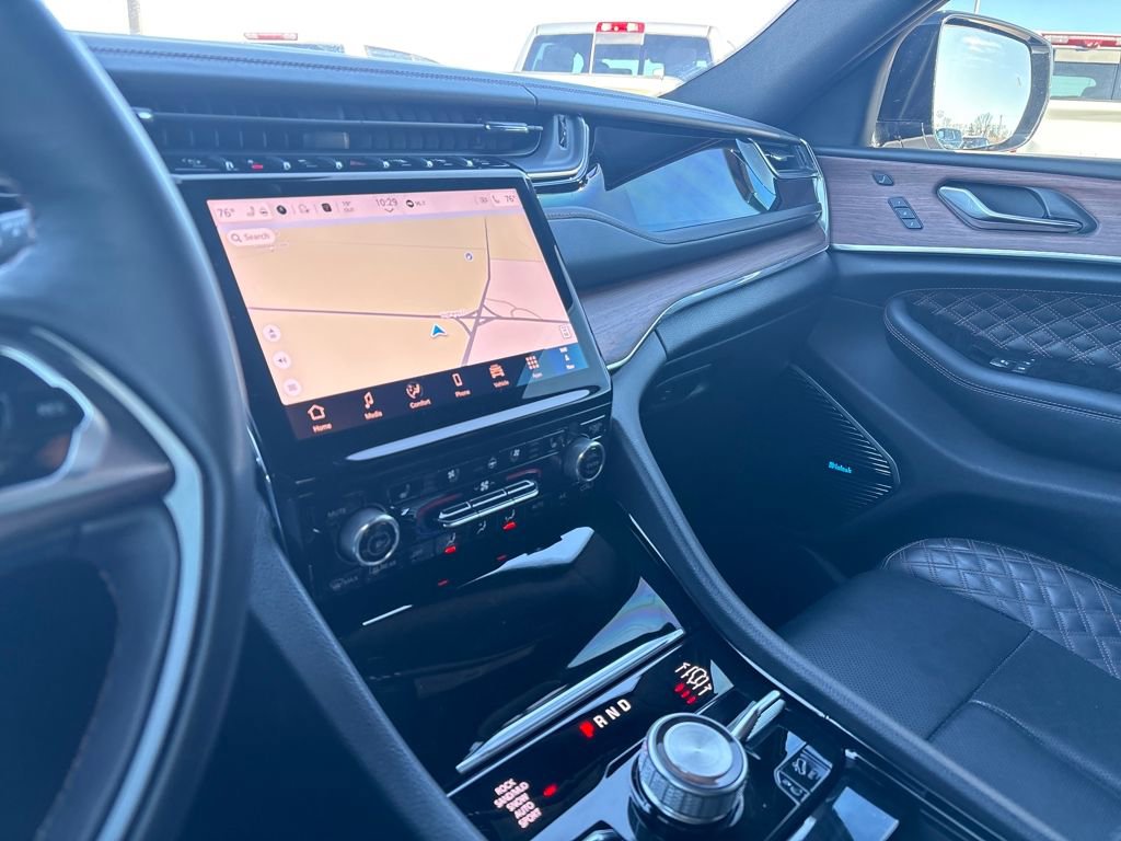 Used 2024 Jeep Grand Cherokee L Summit w/ Advanced Protech Group IV image 22