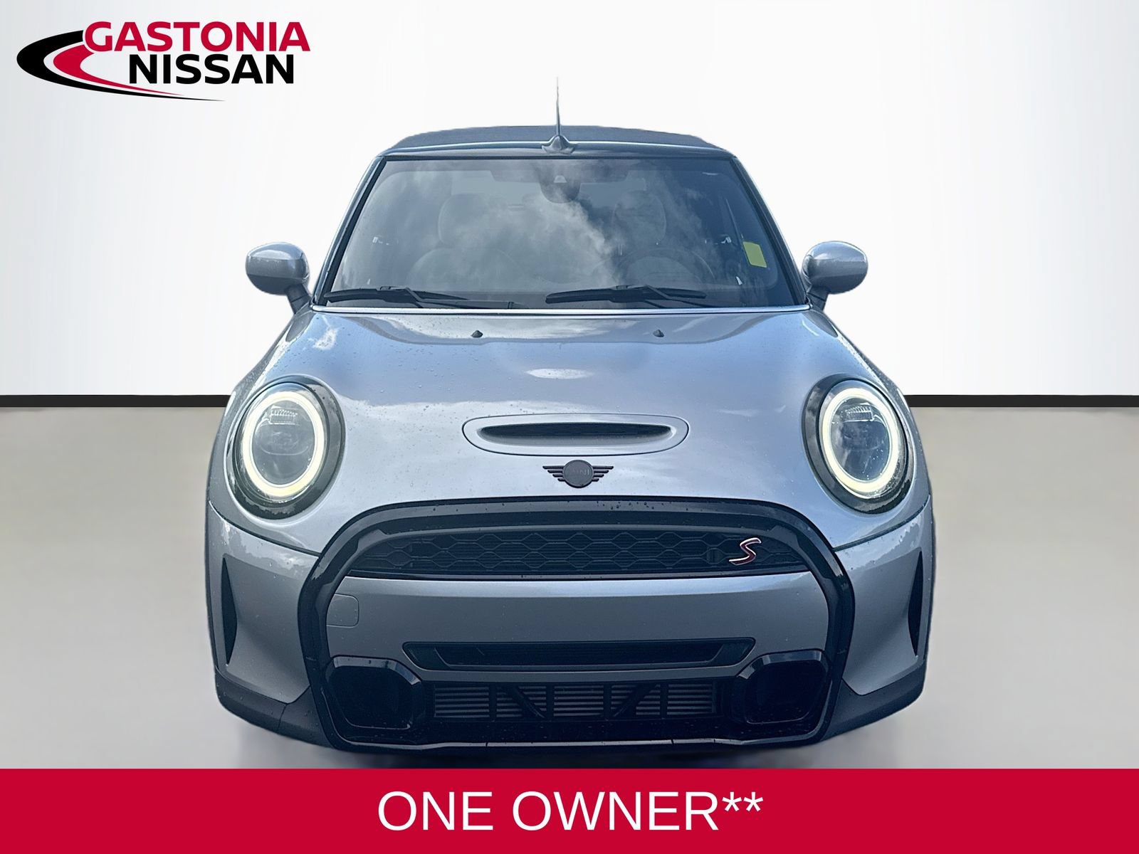 Used 2024 MINI Cooper S w/ Signature Upholstery Package FWD image 2