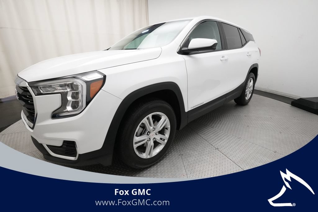 Used 2024 GMC Terrain SLE w/ LPO, Floor Liner Package AWD/4WD image 1
