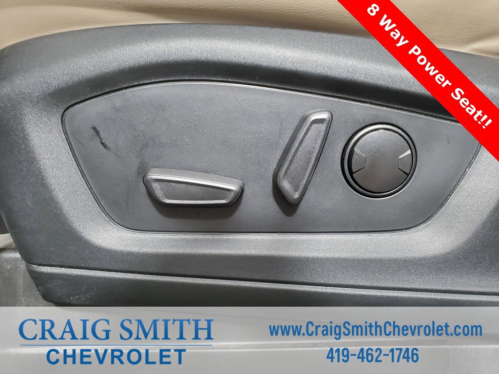 Used 2022 Ford Explorer XLT w/ Equipment Group 202A image 10