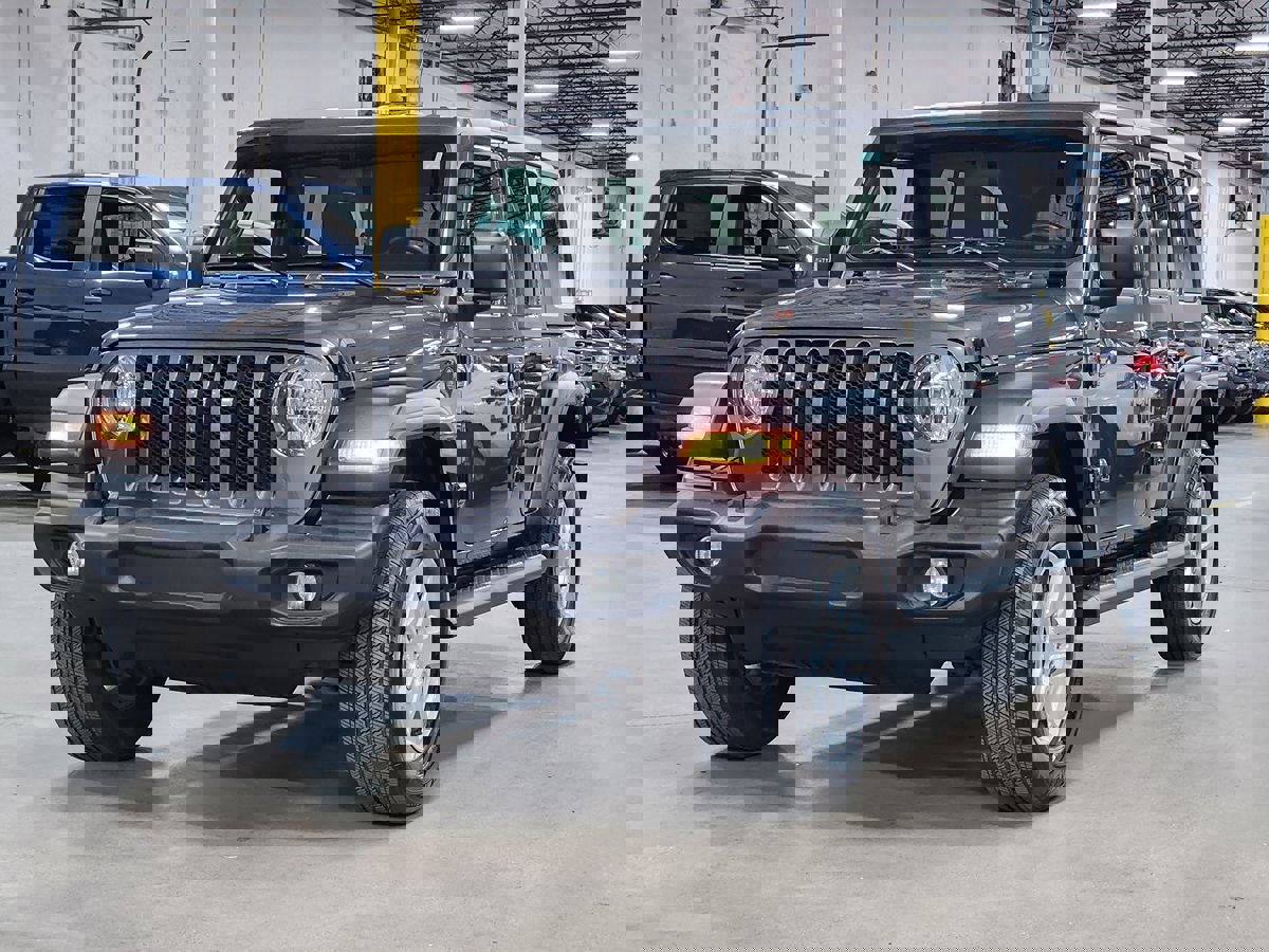 Used 2022 Jeep Wrangler Unlimited Sport image 4