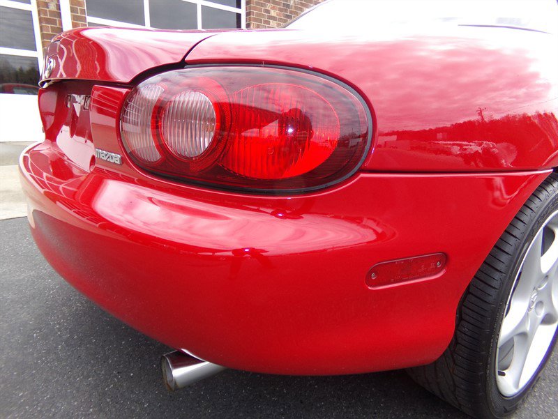 Used 2002 MAZDA MX-5 Miata LS image 11