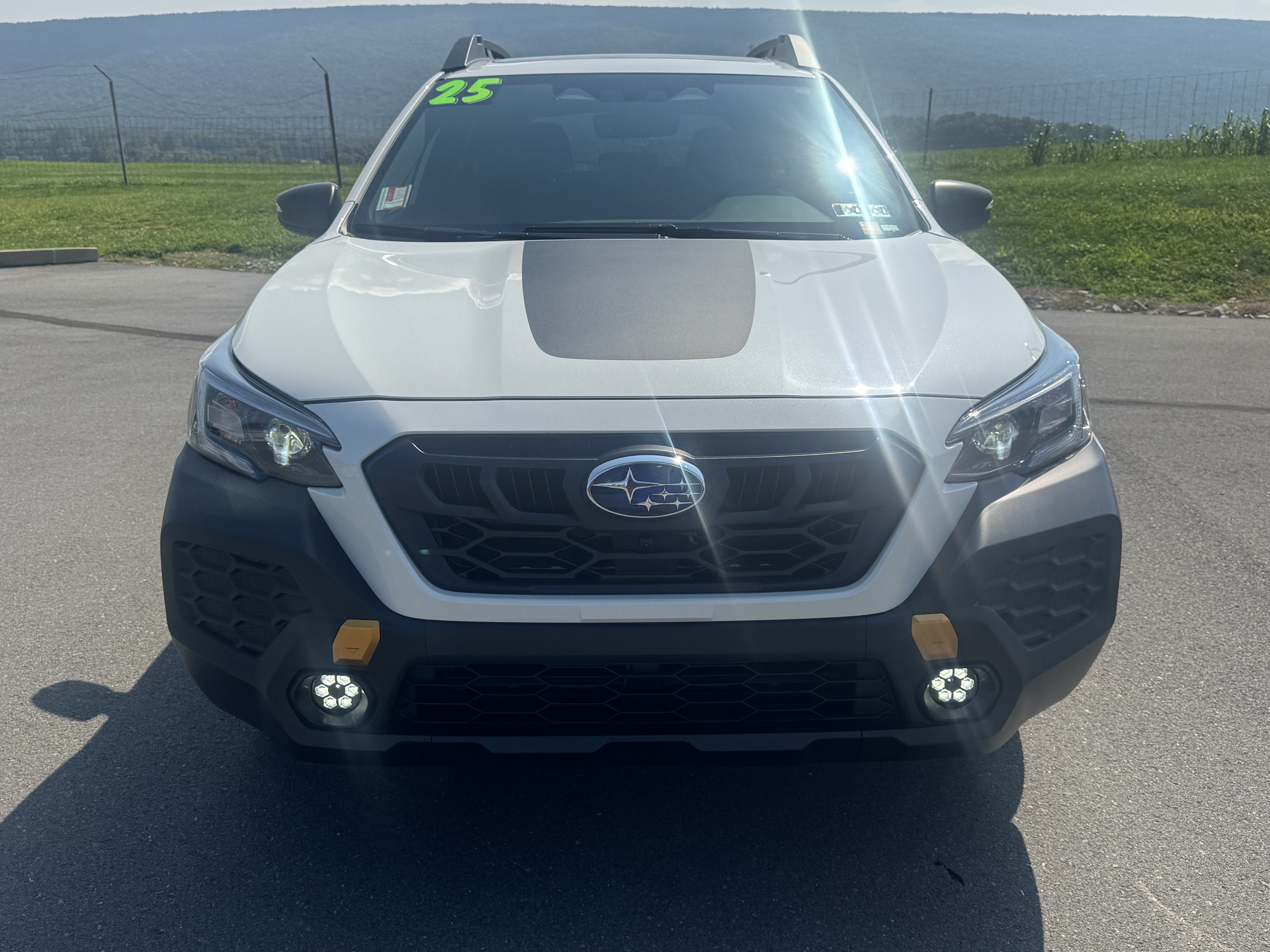 Certified 2025 Subaru Outback Wilderness AWD/4WD image 9