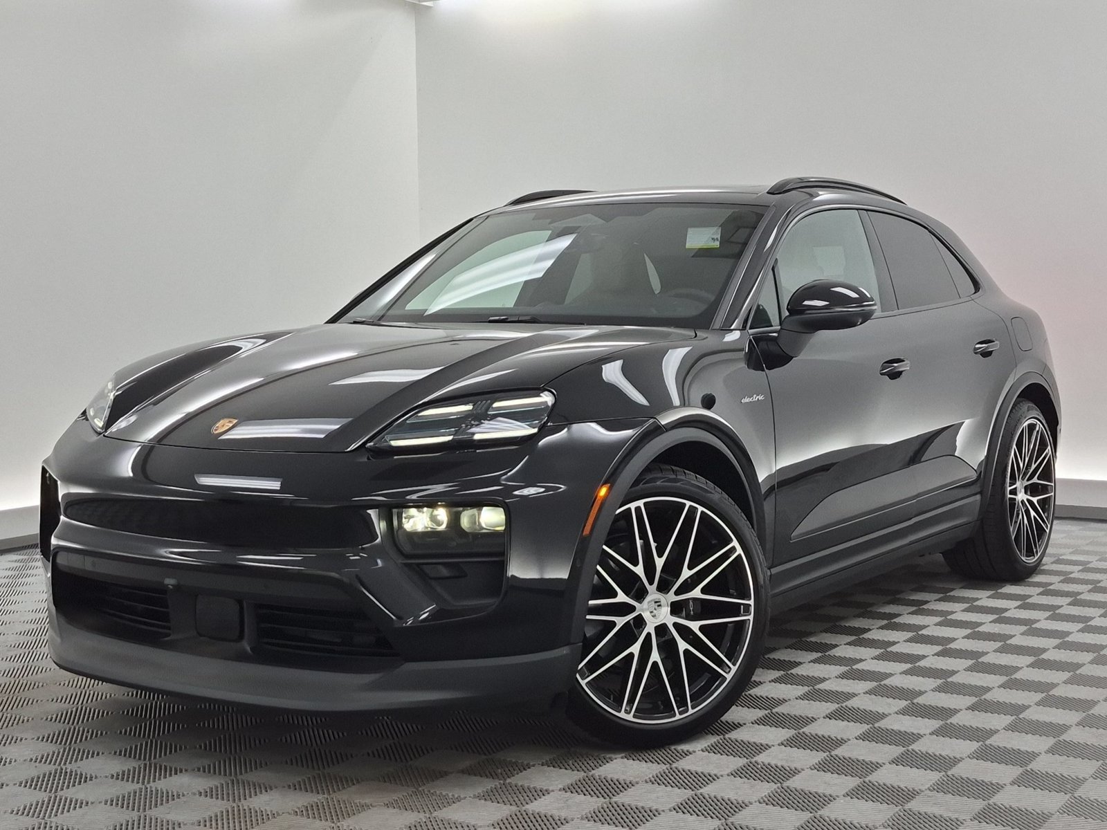 New 2026 Porsche Macan 4 Electric