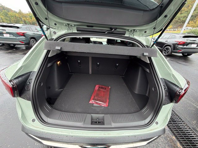 New 2026 Chevrolet Trax ACTIV w/ Sunroof Package FWD image 23