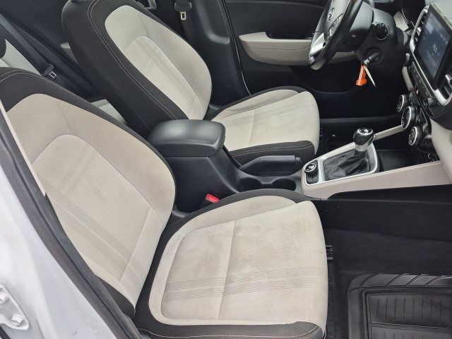 Used 2022 Hyundai Venue SEL FWD image 26