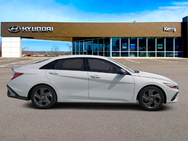 New 2026 Hyundai Elantra SEL Sport FWD image 6